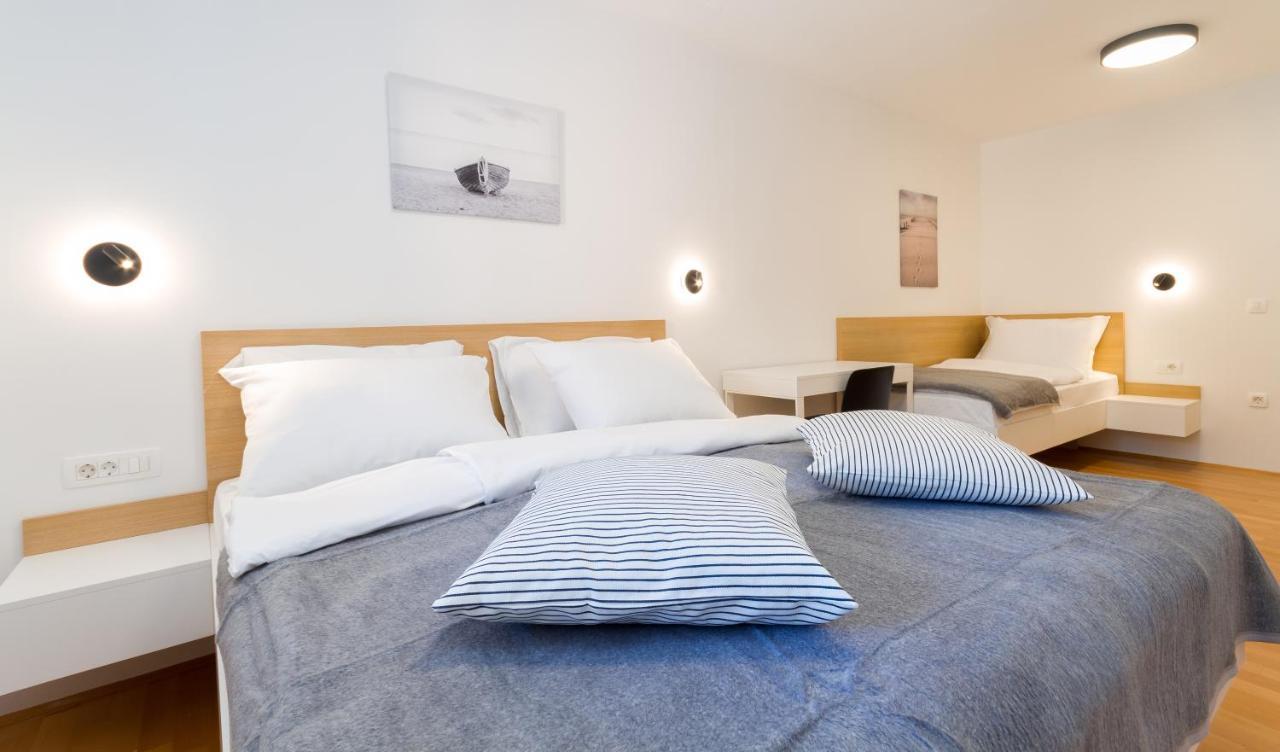 Premium Sea Side Marina Apartment By Locap Group Portorož Eksteriør bilde