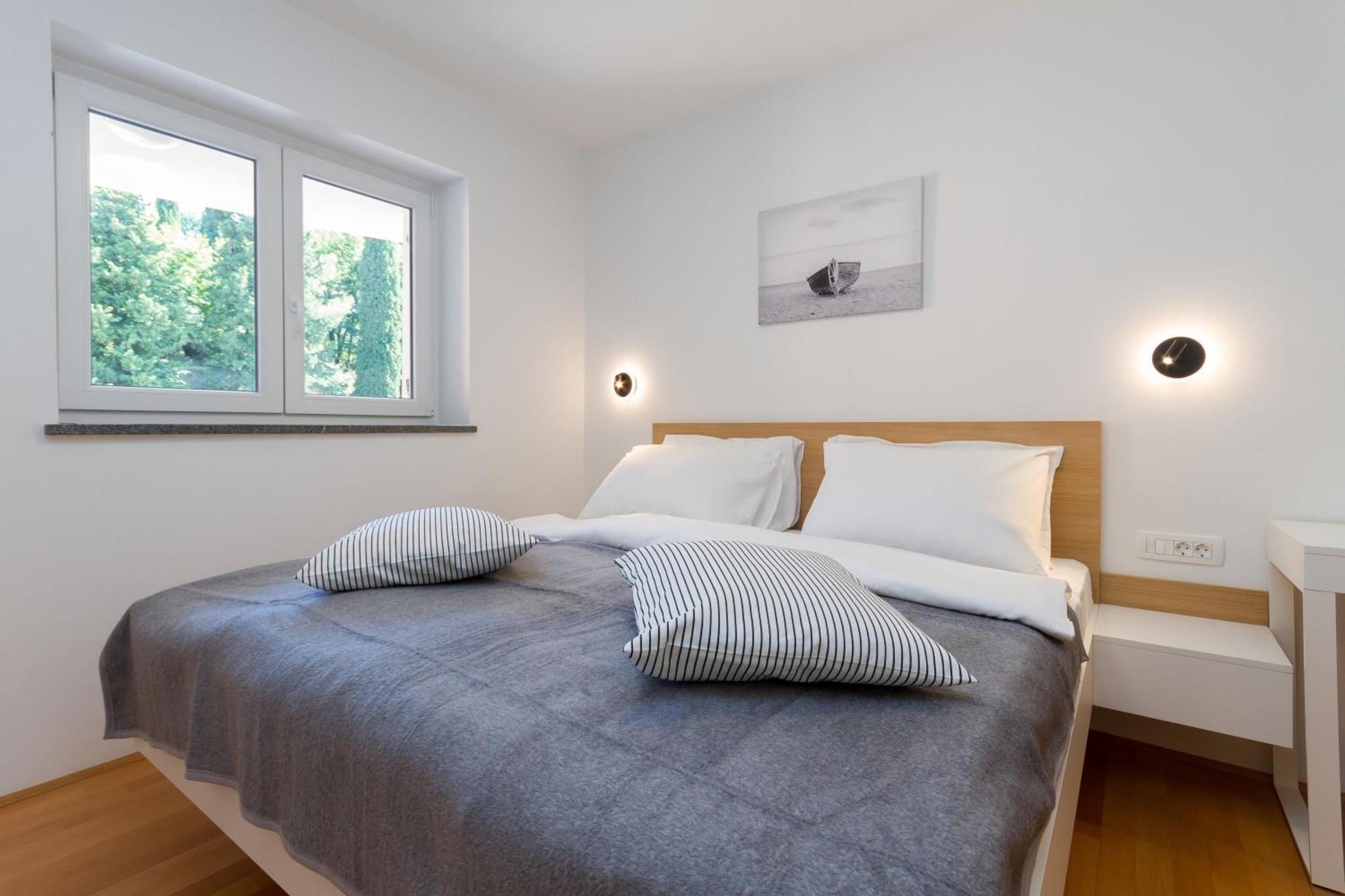 Premium Sea Side Marina Apartment By Locap Group Portorož Eksteriør bilde
