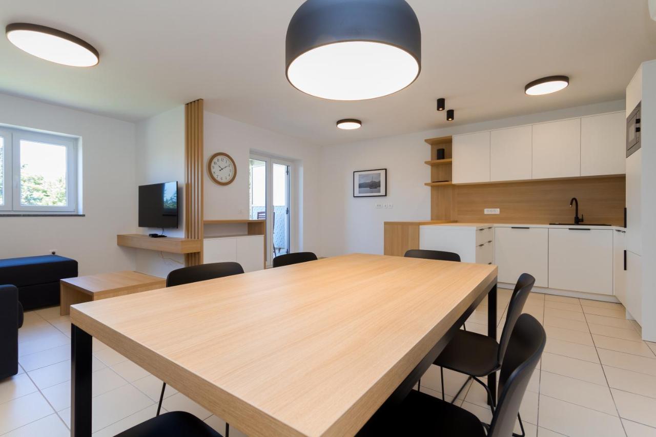 Premium Sea Side Marina Apartment By Locap Group Portorož Eksteriør bilde